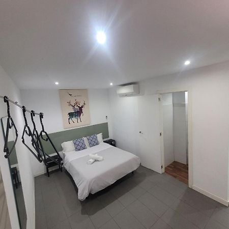 Ayz Frailes - Auto Check-In Property (Adults Only) Малага Екстериор снимка