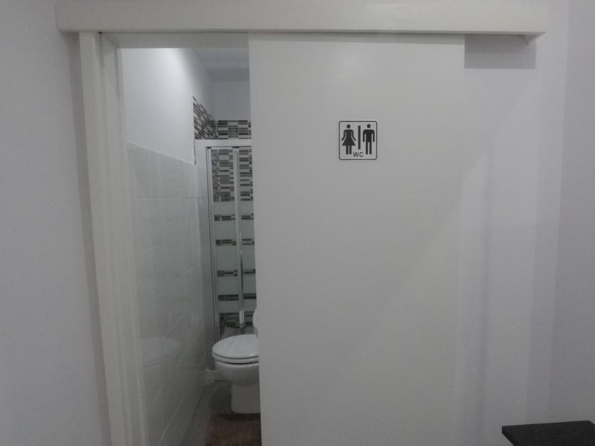 Ayz Frailes - Auto Check-In Property (Adults Only) Малага Екстериор снимка