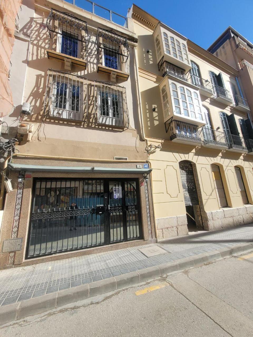 Ayz Frailes - Auto Check-In Property (Adults Only) Малага Екстериор снимка